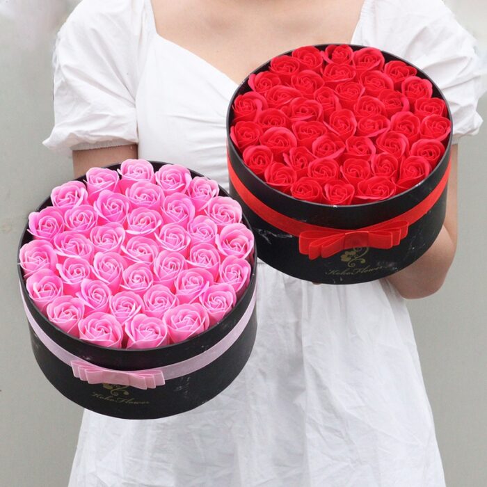 Rose Flowers Gift Box Soap Rose Flowers  Round Gift Box Romantic Gift for Valentines Day Gifts  Birthday Gifts  Christmas Day Gifts Environmentally Friendly Materials - 图片 2